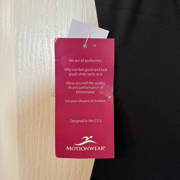 Motionwear Pinch Front Camisole Style Black Leotard Medium Adult M NWT - Picture 6 of 8